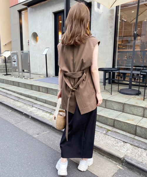 one after another NICE CLAUP(ワンアフターアナザーナイスクラップ)の「テーラードジレ(ベスト・レディース・アイボリー/ブラック/モカ・FREE)」の20枚目の写真