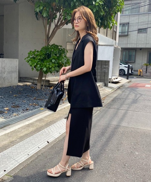 one after another NICE CLAUP(ワンアフターアナザーナイスクラップ)の「テーラードジレ(ベスト・レディース・アイボリー/ブラック/モカ・FREE)」の13枚目の写真