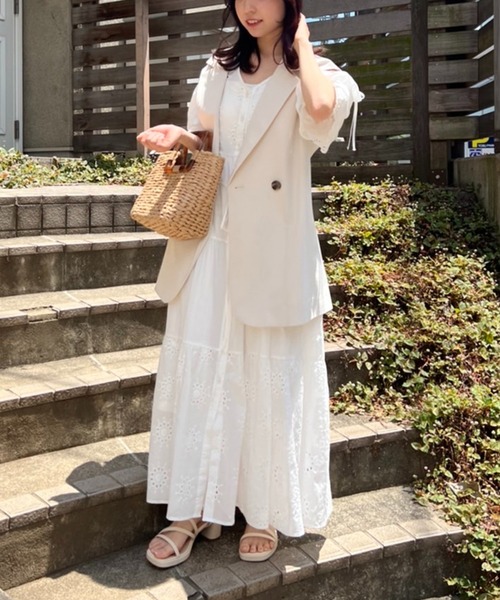 ANIECAアニーカ ジップテーラードベスト未使用 ANIECAアニーカ ジップテーラードベスト未使用