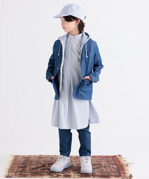 ARCH & LINE(アーチアンドライン)の「バンドカラー ロングシャツ PAJAMA LONG SHIRT(シャツワンピース・キッズ・ベージュ/サックスブルー・L/M/S)」の6枚目の写真