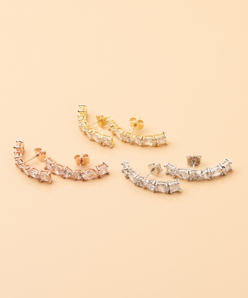 ANOH（アノー）の「ビジューアローピアス（ピアス（両耳用）・レディース・シルバー/ゴールド/ピンクゴールド・FREE）」の9枚目の写真