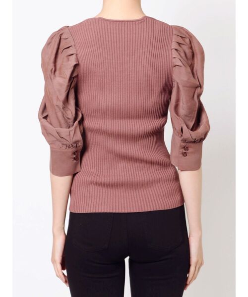 LAGUNAMOON（ラグナムーン）の「タックスリーブドッキングニットプルオーバー（ニット/セーター・レディース・ブラック/ブラウン/アイボリー・FREE）」の17枚目の写真