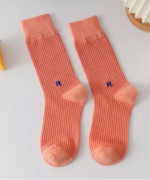 ammy.（エイミードット）の「【 ammy. / エイミードット 】 ワンポイント アルファベット ロゴ カラー ソックス（ソックス/靴下・レディース・ホワイト/ブラック/パープル/ブラウン/グレー/カーキ/ピンク/イエロー/オレンジ/グリーン・FREE）」の10枚目の写真