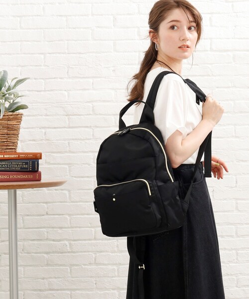 SHOO・LA・RUE(シューラルー)の「◆【撥水】整理整頓できちゃうリュック(バックパック/リュック・レディース・ブラック/グレー系3/ブラック系3・00)」の2枚目の写真