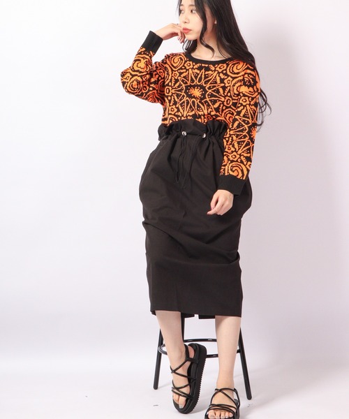 TRANOI（トラノイ）の「TRANOI 総柄ニット（ニット/セーター・レディース・オレンジ/グリーン・FREE）」の13枚目の写真