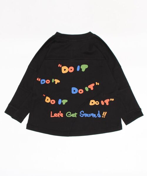 GROOVY COLORS(グルービーカラーズ)の「天竺 AIR LOOSE FIT FOOTBALL Tシャツ(Tシャツ/カットソー・キッズ・アイボリー/ブラック/カーキ・120/100/110)」の4枚目の写真