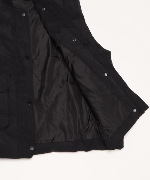 Figments(フィグメンツ)の「エコダウンブルゾンベスト(ダウンベスト・レディース・ブラック/オフホワイト・FREE)」の15枚目の写真