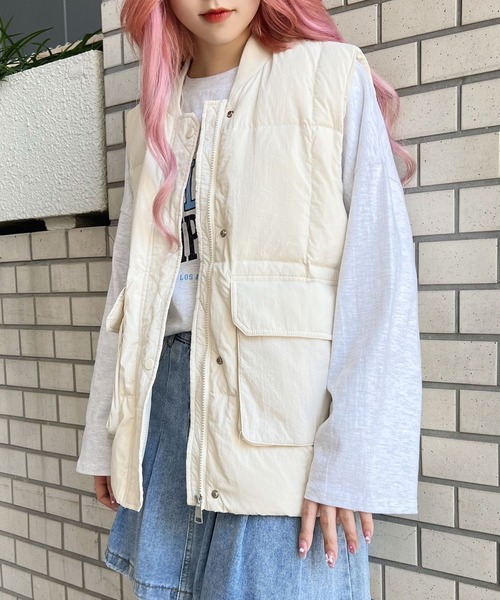 Figments(フィグメンツ)の「エコダウンブルゾンベスト(ダウンベスト・レディース・ブラック/オフホワイト・FREE)」の2枚目の写真