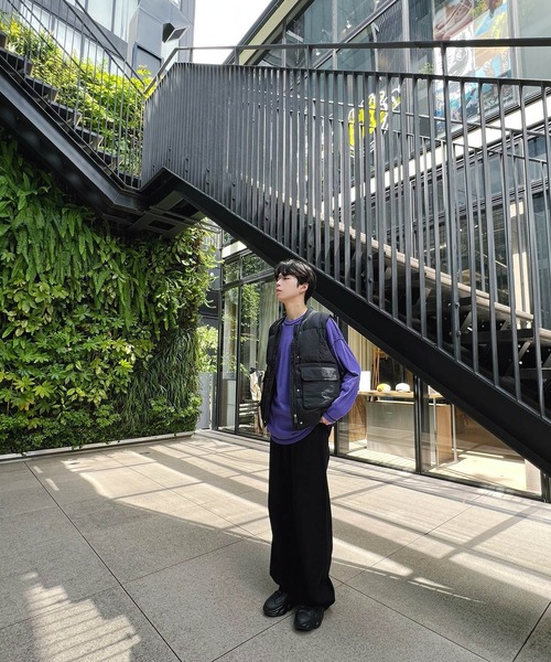 Figments(フィグメンツ)の「エコダウンブルゾンベスト(ダウンベスト・レディース・ブラック/オフホワイト・FREE)」の4枚目の写真