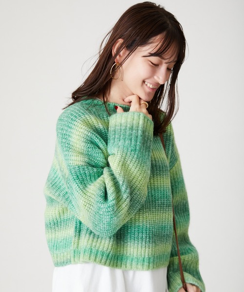 acro（アクロ）の「クロップド丈グラデーションニット/AC2301（ニット/セーター・レディース・イエロー/グリーン/パープル・ﾌﾘ-）」の2枚目の写真