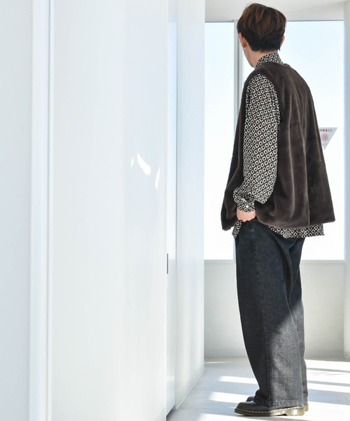 Anytime Songs（エニータイムソングス）の「ボアベスト（ベスト・メンズ・ブラウン/ブラック・X-LARGE/MEDIUM/LARGE）」の15枚目の写真