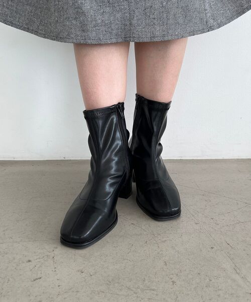 MAJESTIC LEGON（マジェスティックレゴン）の「ストレッチショートブーツ（ブーツ・レディース・ベージュ/ブラック・LARGE/MEDIUM）」の13枚目の写真