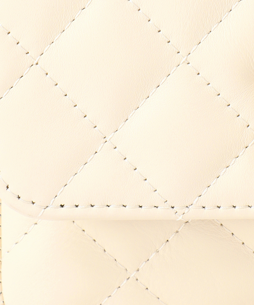 JOURNAL STANDARD(ジャーナルスタンダード)の「別注【Maison Vincent /メゾン ヴァンサン】キルトチェーンバッグ(ショルダーバッグ・レディース・ブラック/アイボリー/ネイビー・FREE)」の17枚目の写真