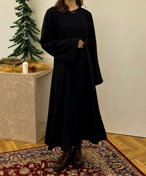 apres jour clair(アプレジュールクレア)の「【apres jour clair】スリットスリーブロングワンピース【ZOZOTOWN限定アイテム】(ワンピース・レディース・ブラック/アイボリー/モカ/ボルドー・フリー/X-LARGE)」の16枚目の写真