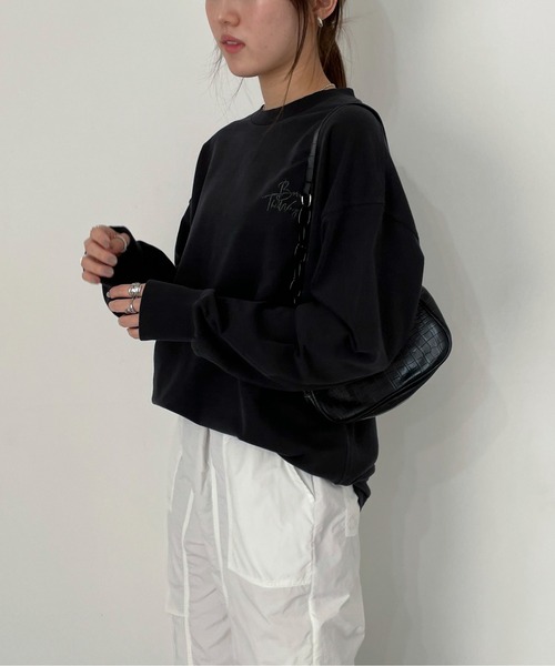 EPIMI E'PIMMY(エピミエピミー)の「ピグメントオーバースウェット(スウェット・レディース・オートミール/パープル/オレンジ/ブラック・MEDIUM)」の5枚目の写真