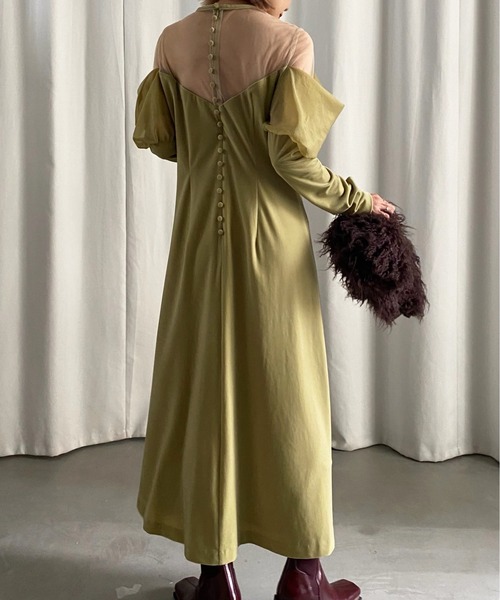 Ameri（アメリ）の「UND VELOUR OFF SHOULDER DRESS（ワンピース