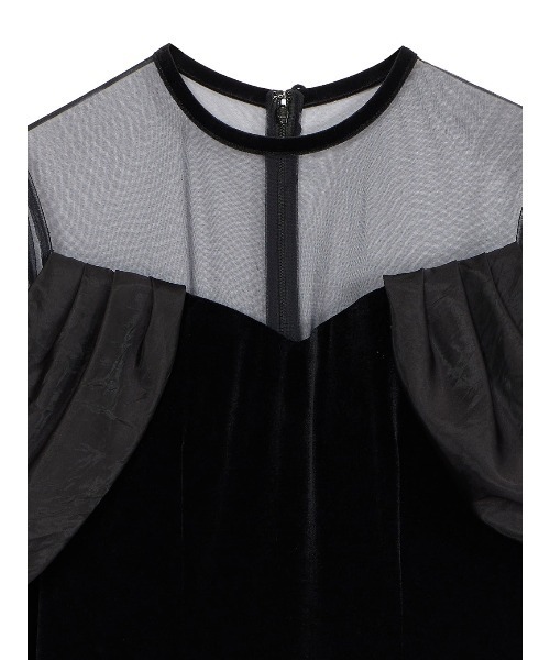 Ameri（アメリ）の「UND VELOUR OFF SHOULDER DRESS（ワンピース