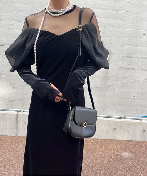 AMERI UND VELOUR OFF SHOULDER DRESS 黒 アメリヴィンテージ UND VELOUR OFF SHOULDER DRESS AMERI UND
