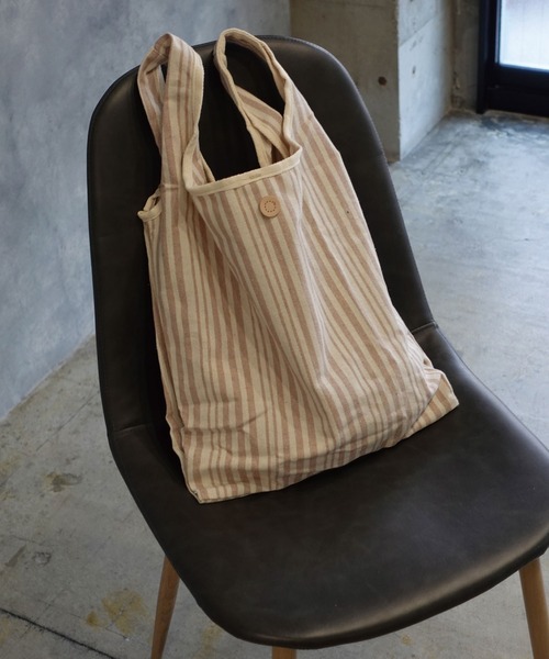 CORNERS(コーナーズ)の「リネンライクストライプマルシェバッグ(エコバッグ/サブバッグ・レディース・ブラック/ベージュ・FREE)」の3枚目の写真