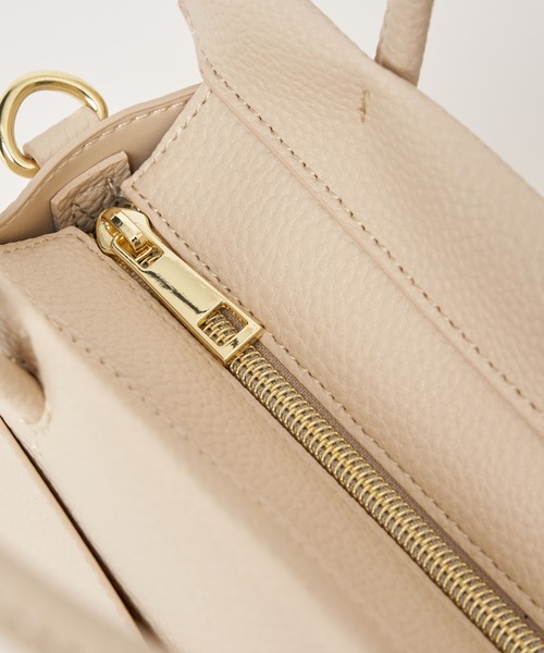 ikka（イッカ）の「らく軽2WAYミニトートショルダーバッグ（ショルダーバッグ・レディース・ベージュ/イエロー/グリーン/オフホワイト/ブラック・FREE）」の11枚目の写真