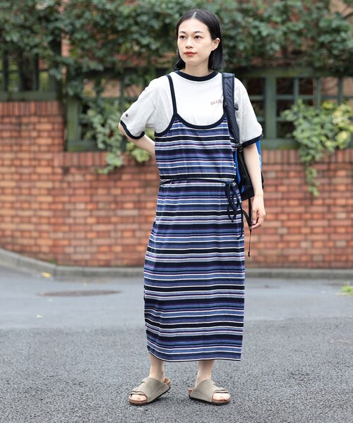 BEAMS BOY（ビームスボーイ）の「BEAMS BOY / マルチボーダー キャミソール ワンピース23SS（ワンピース・レディース・グリーン/ネイビー/オレンジ・ONE SIZE）」の8枚目の写真