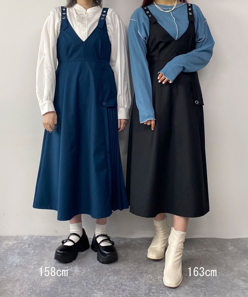 179/WG（イチナナキュウダブルジー）の「アシメプリーツジャンパースカート（ジャンパースカート・レディース・オフホワイト/ブルー/ブラック・MEDIUM）」の13枚目の写真