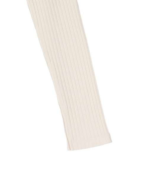 ADAM ET ROPE'(アダムエロペ)の「【サステナブル・WEB限定】パイピングネックリブプルオーバー(Tシャツ/カットソー・レディース・イエロー/ブラック/ホワイト/オフホワイト・FREE)」の17枚目の写真