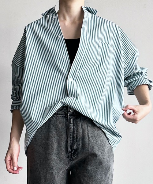 COMMON WARE（コモンウェアー）の「COMMONWARE:ビッグサイズ レギュラーカラー シャツ L/S（シャツ/ブラウス・レディース・グリーン系/サックスブルー系/ブラック×ホワイト/グリーン/ホワイト/イエロー/ラベンダー/サックスブルー/ブラック/ホワイト×ブルー/グレイッシュベージュ・L/XL/M）」の22枚目の写真