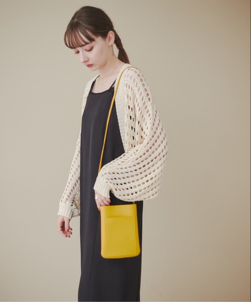 ANGIE(アンジー)の「スクエアミニショルダーバッグ(ショルダーバッグ・レディース・イエロー/ブラック/グレー/ベージュ・FREE)」の6枚目の写真