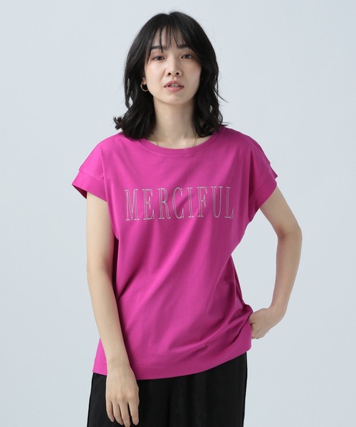 BAYFLOW(ベイフロー)の「アソートロゴT 23SS(Tシャツ/カットソー・レディース・グレイッシュベージュ/ブラック/オフホワイト/フューシャピンク/イエロー/ライトグリーン・SMALL/MEDIUM)」の13枚目の写真