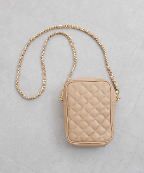 natural couture（ナチュラルクチュール）の「N金具付きキルティングバッグ（ショルダーバッグ・レディース・ブラック/アイボリー/ベージュ・FREE）」の12枚目の写真