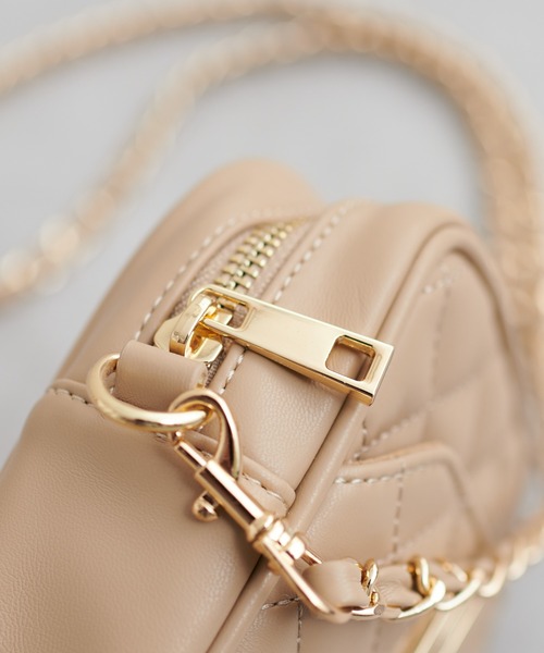 natural couture（ナチュラルクチュール）の「N金具付きキルティングバッグ（ショルダーバッグ・レディース・ブラック/アイボリー/ベージュ・FREE）」の16枚目の写真