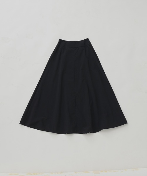 CEL ANSWER（シーイーエルアンサー）の「ナイロンフレアロングスカート（スカート・レディース・ホワイト/ブラック/ネイビー・FREE）」の21枚目の写真