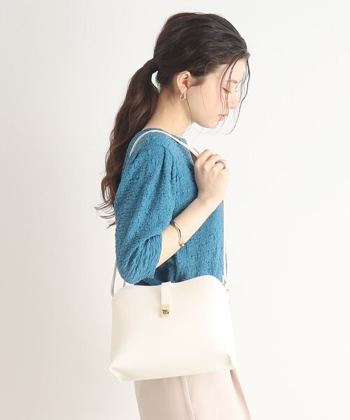 SHOO・LA・RUE（シューラルー）の「◆飾りフラップベルトショルダーバッグ（ショルダーバッグ・レディース・アイボリー/ブルー/グレー・00）」の15枚目の写真