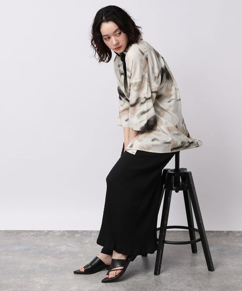 JEANASIS（ジーナシス）の「アシメトングフラットサンダル/198264（サンダル・レディース・ブラック/シルバー・MEDIUM/LARGE）」の15枚目の写真