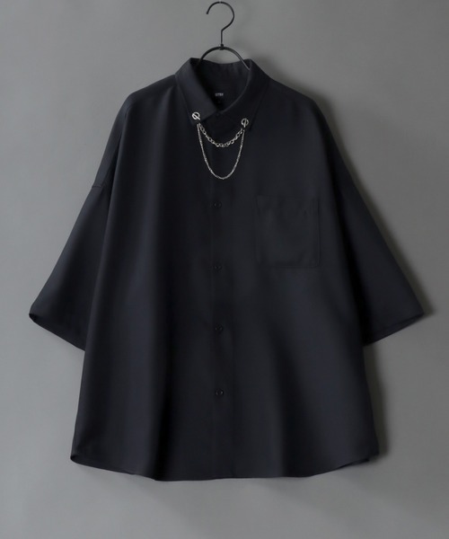SITRY(シトリー)の「SITRY wide dress shirt with chain/別注 チェーン付き 半袖 ワイド ドレスシャツ(シャツ/ブラウス・メンズ・ホワイト/ホワイト系その他/ブラック/ブラック系その他・M/L)」の4枚目の写真