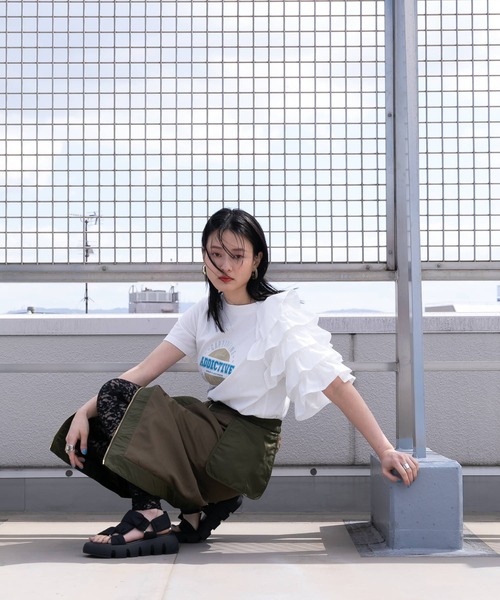 bohmal(ボマール)の「異素材フリルロゴTシャツ(Tシャツ/カットソー・レディース・ホワイト/チャコールグレー/ブルー・FREE)」の21枚目の写真
