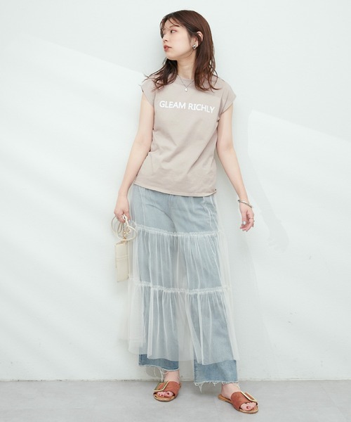 natural couture(ナチュラルクチュール)の「フレンチスリーブロゴT(キャミソール・レディース・グリーン/ライトベージュ/ブラック/オフホワイト・FREE)」の18枚目の写真