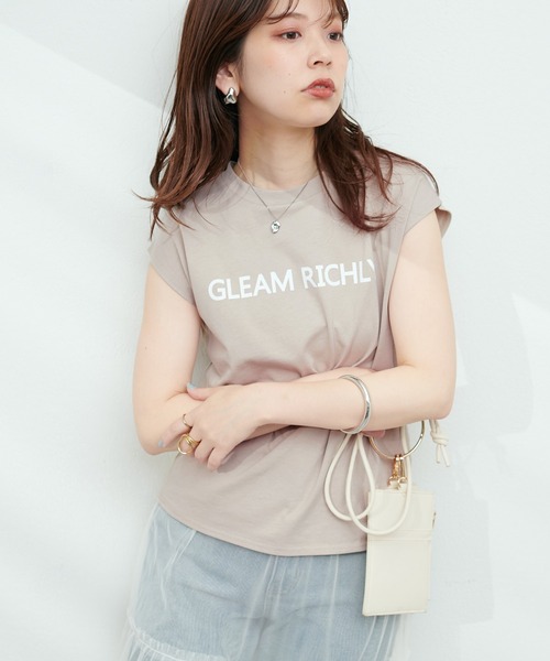 natural couture(ナチュラルクチュール)の「フレンチスリーブロゴT(キャミソール・レディース・グリーン/ライトベージュ/ブラック/オフホワイト・FREE)」の17枚目の写真