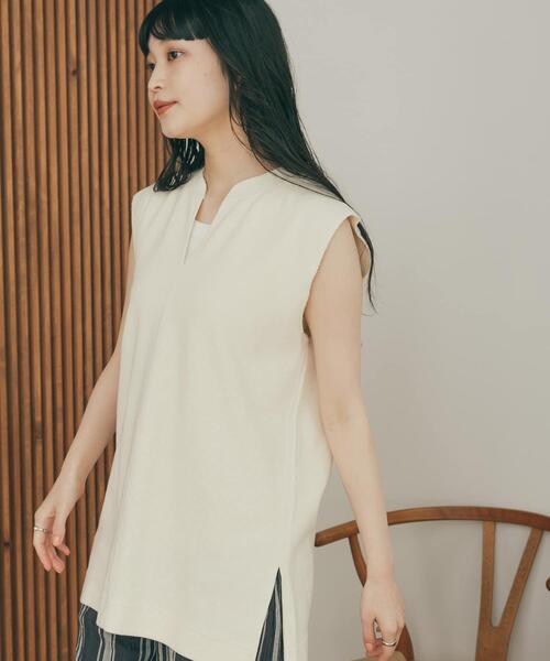 FORK&SPOON（フォークアンドスプーン）の「FORK&SPOON　キーネックチュニック（チュニック・レディース・ブラック/カーキ/アイボリー・1）」の7枚目の写真