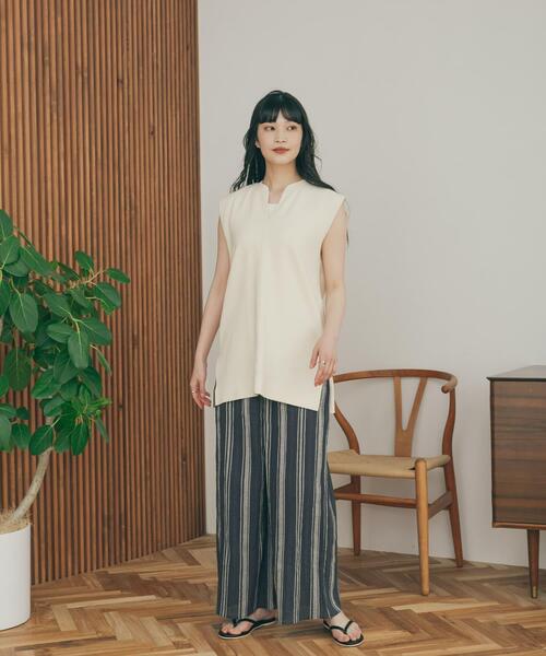 FORK&SPOON（フォークアンドスプーン）の「FORK&SPOON　キーネックチュニック（チュニック・レディース・ブラック/カーキ/アイボリー・1）」の20枚目の写真