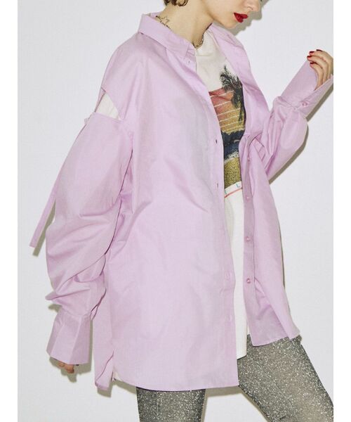 jouetie（ジュエティ）の「スリットスリーブルーズシャツ（シャツ/ブラウス・レディース・ブルー/オフホワイト/ピンク/イエロー・MEDIUM）」の11枚目の写真