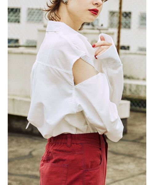 jouetie（ジュエティ）の「スリットスリーブルーズシャツ（シャツ/ブラウス・レディース・ブルー/オフホワイト/ピンク/イエロー・MEDIUM）」の14枚目の写真