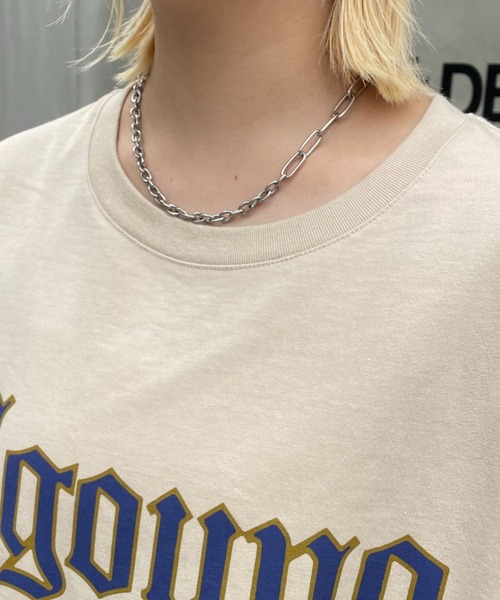 CIAOPANIC(チャオパニック)の「Old English ロゴT(Tシャツ/カットソー・レディース・ベージュ/ホワイト/ブラック/グレー・FREE)」の19枚目の写真