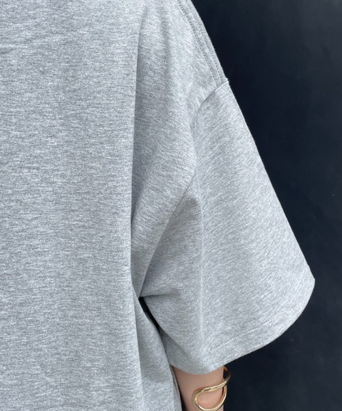 CIAOPANIC(チャオパニック)の「Old English ロゴT(Tシャツ/カットソー・レディース・ベージュ/ホワイト/ブラック/グレー・FREE)」の9枚目の写真