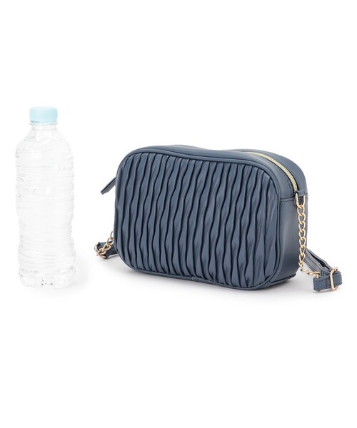 grove（グローブ）の「◆立体感のあるデザインのスクエア型のショルダーバッグ（ショルダーバッグ・レディース・アイボリー/ブラック/ブルー/ライトグレー/ガンメタ・00）」の19枚目の写真