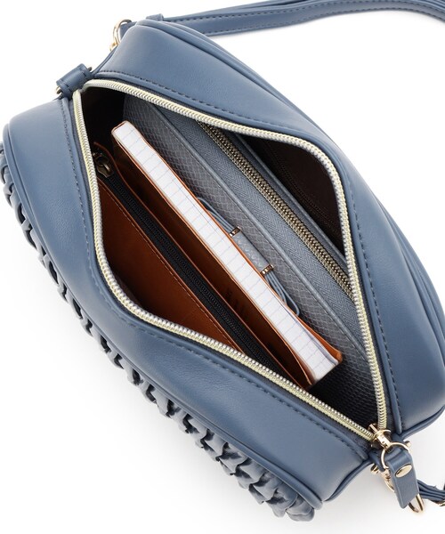 grove（グローブ）の「◆立体感のあるデザインのスクエア型のショルダーバッグ（ショルダーバッグ・レディース・アイボリー/ブラック/ブルー/ライトグレー/ガンメタ・00）」の14枚目の写真