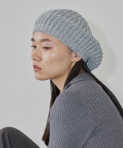 Auntie Rosa Holiday(アンティローザホリデー)の「片畔ニットベレー帽(ハンチング/ベレー帽・レディース・ブラック/グレー・FREE)」の15枚目の写真