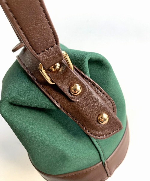 Q（キュー）の「スエードタッチドッキングミニバッグ（ハンドバッグ・レディース・ダークグリーン/ブラック・ONE SIZE）」の10枚目の写真