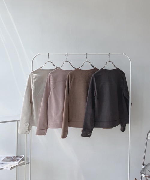 AS KNOW AS plus（アズノゥアズプラス）の「☆ポンチなライダースジャケット（ライダースジャケット・レディース・ピンク/モカ/アイボリー/スミクロ/グレイッシュベージュ・FREE）」の8枚目の写真